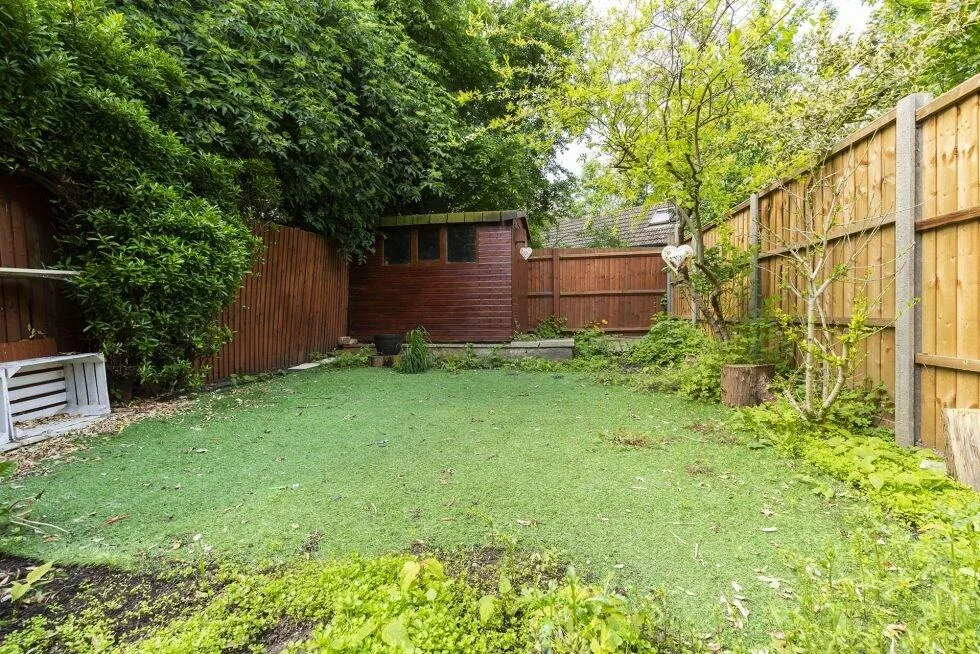 5 bedroom house for rent