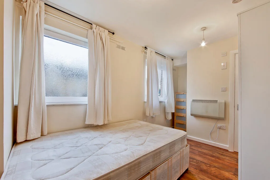 5 bedroom house for rent