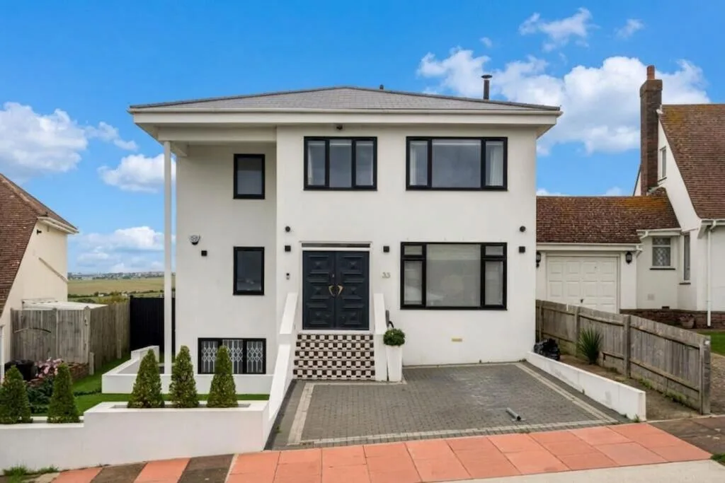 3 bedroom detached house for rent
