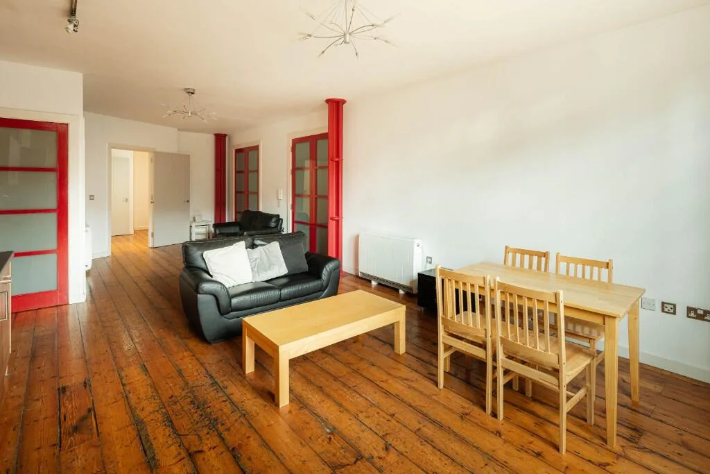 4 bedroom flat for rent