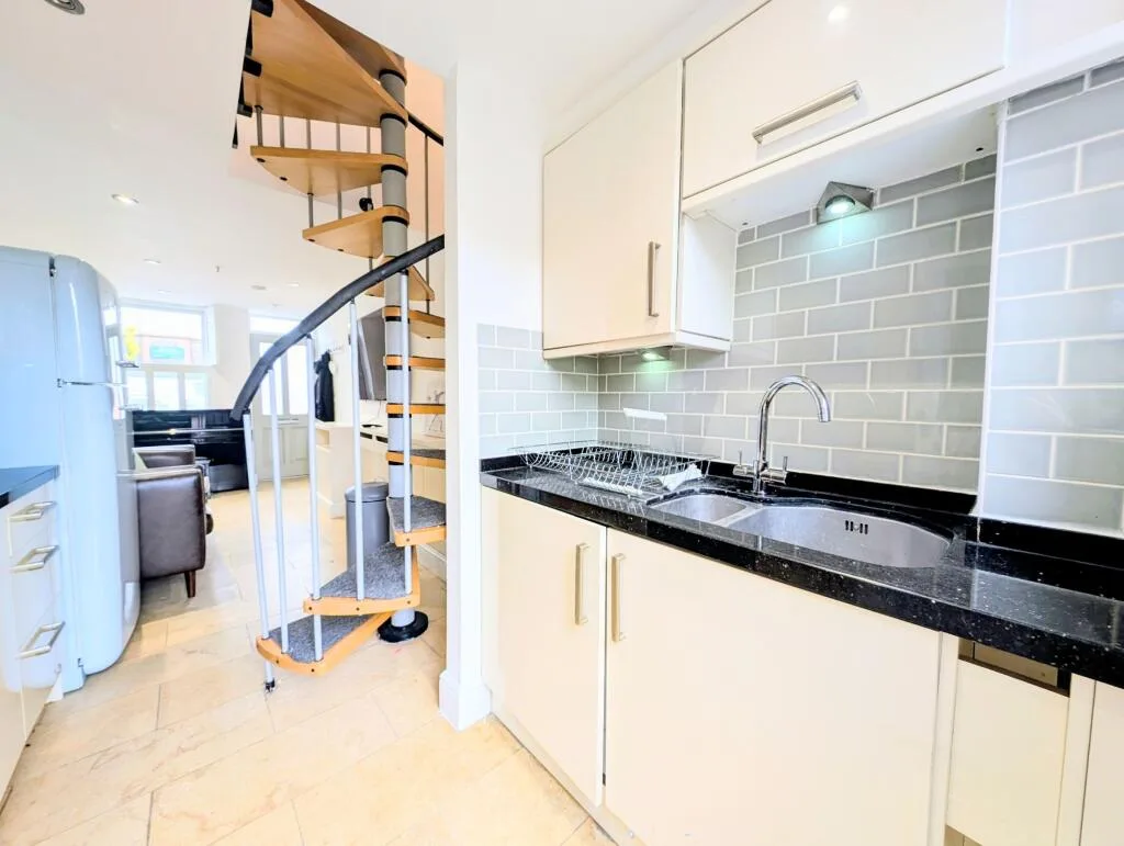 2 bedroom terraced house for rent