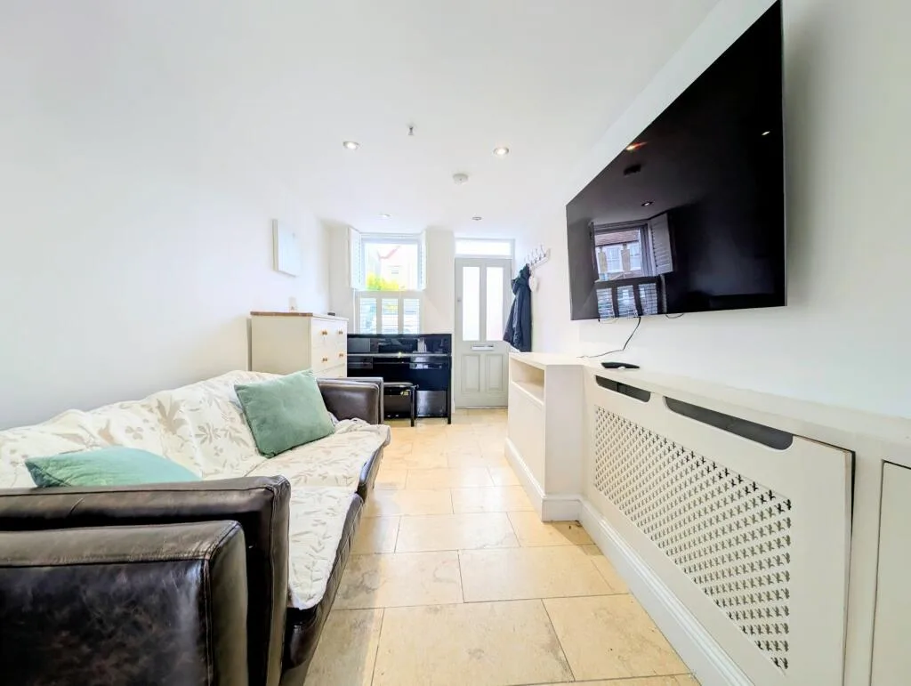 2 bedroom terraced house for rent