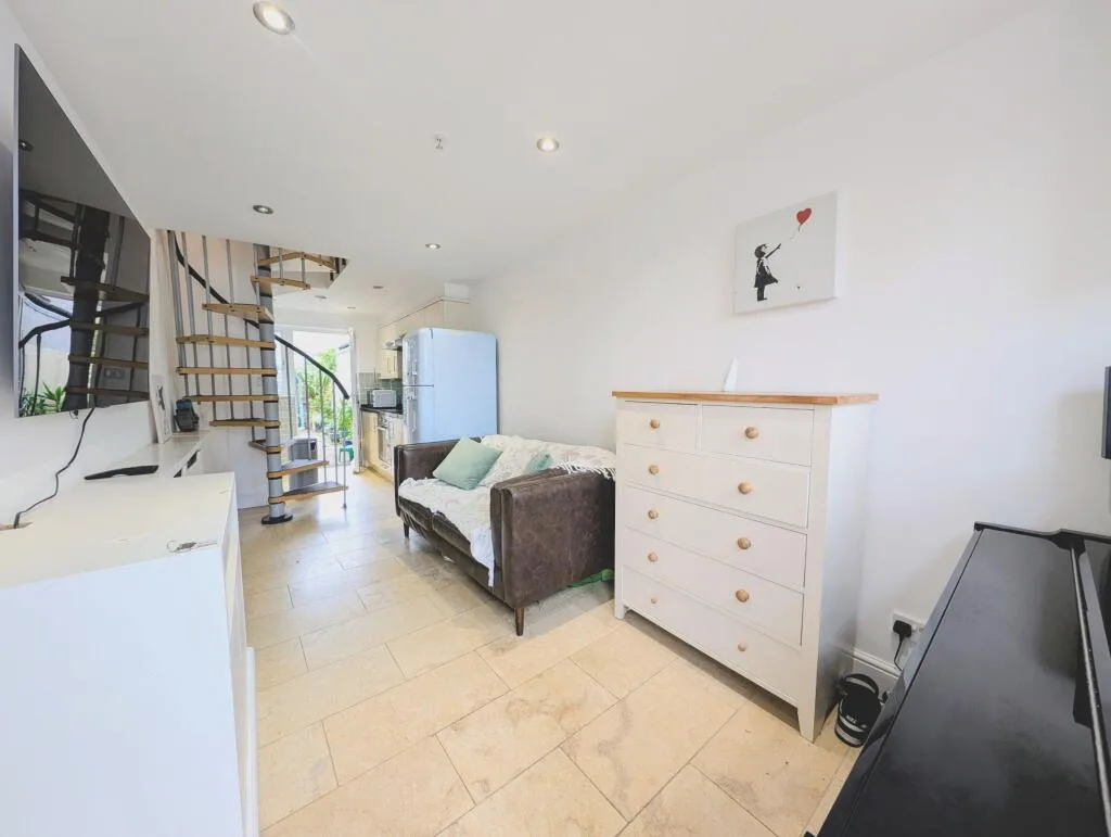 2 bedroom terraced house for rent