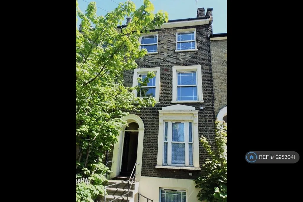 3 bedroom flat for rent