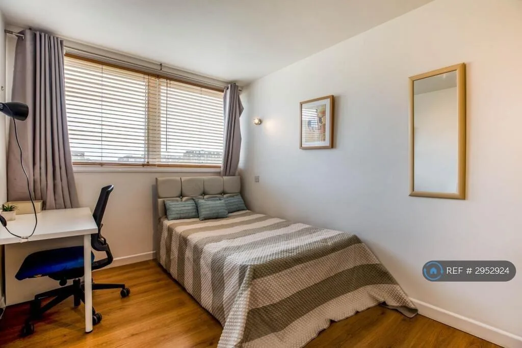 5 bedroom flat for rent