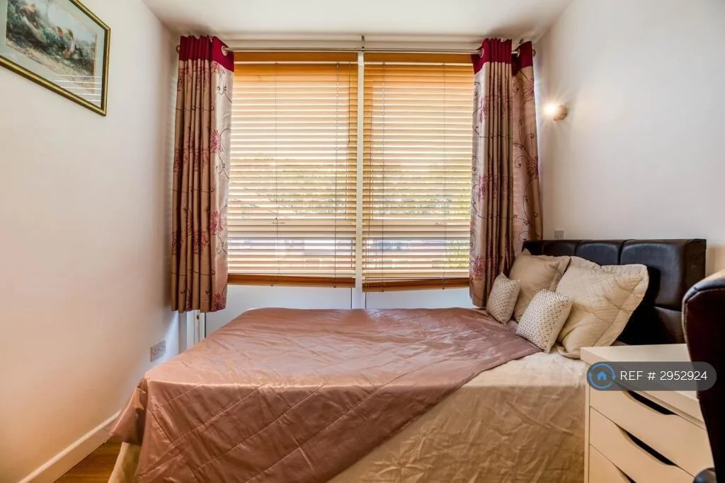 5 bedroom flat for rent