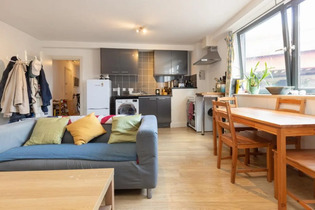 2 bedroom apartment for rent