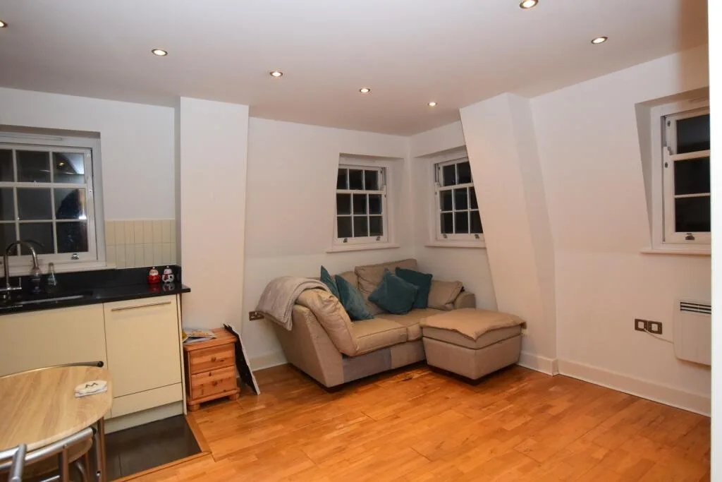 1 bedroom flat for rent