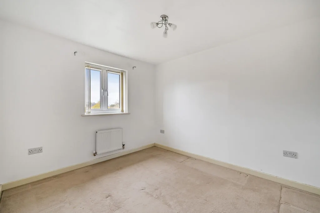 3 bedroom semi-detached house for rent