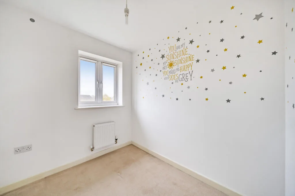 3 bedroom semi-detached house for rent
