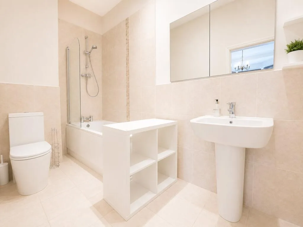 3 bedroom flat for rent