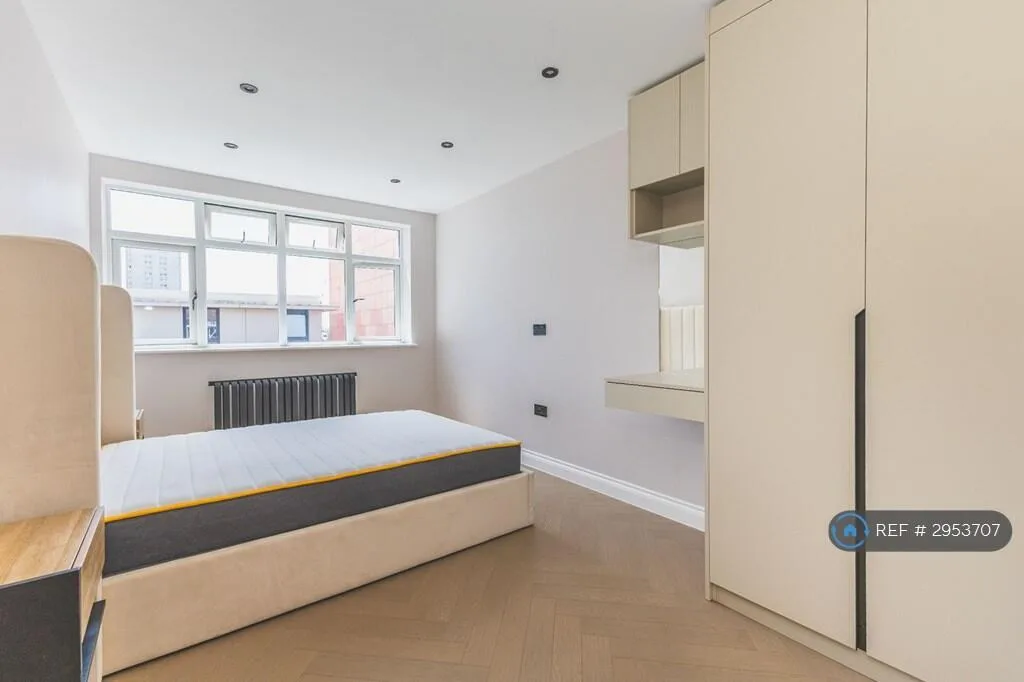 3 bedroom flat for rent