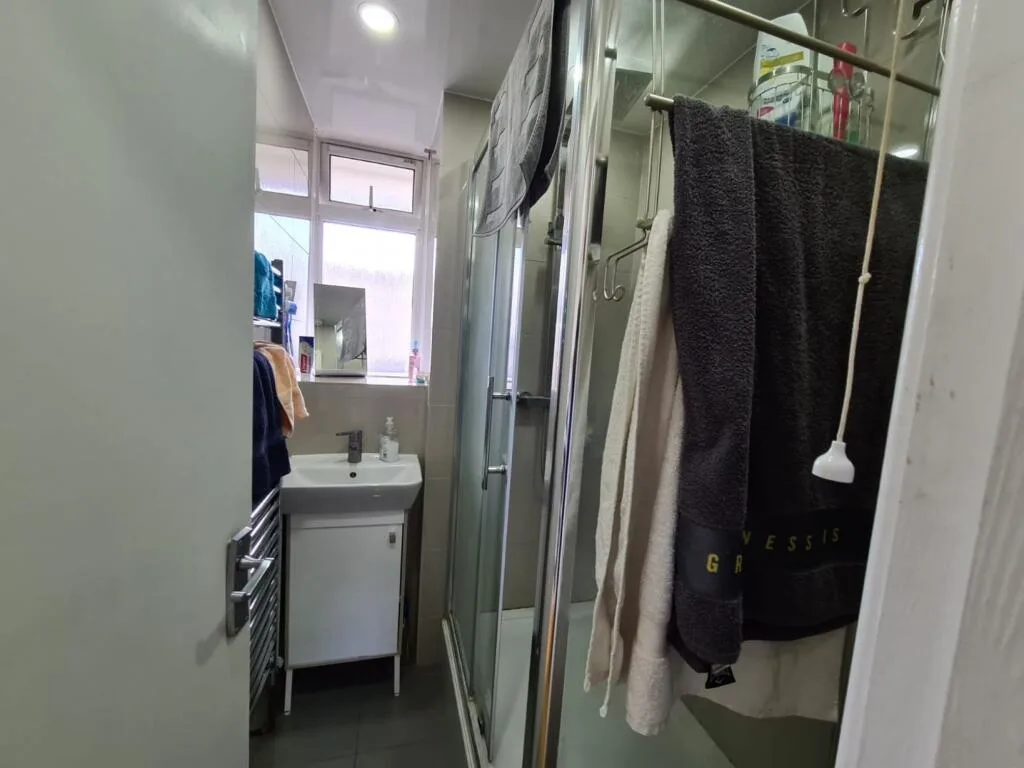 3 bedroom flat for rent