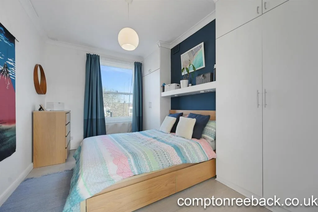 2 bedroom maisonette for rent