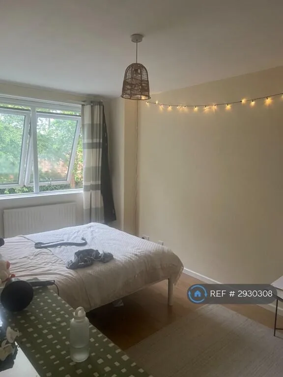 3 bedroom maisonette for rent