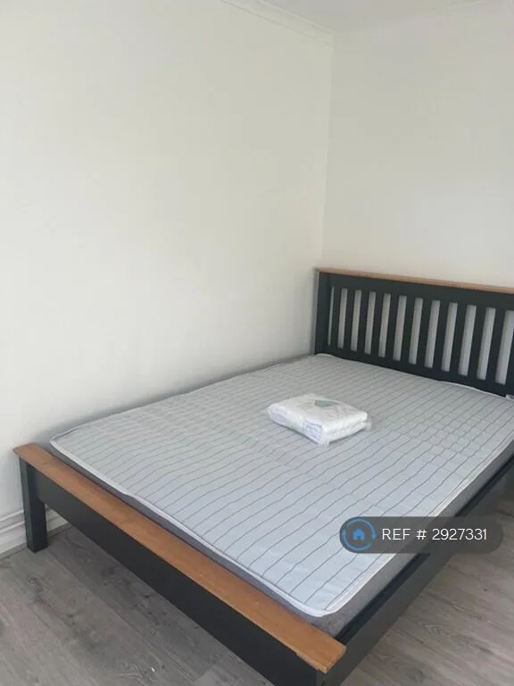 3 bedroom maisonette for rent