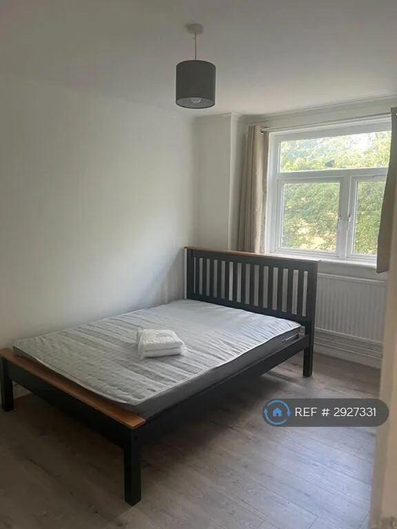 3 bedroom maisonette for rent