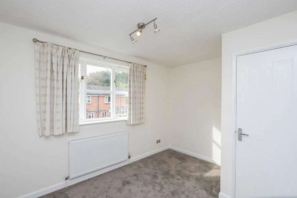 2 bedroom house for rent