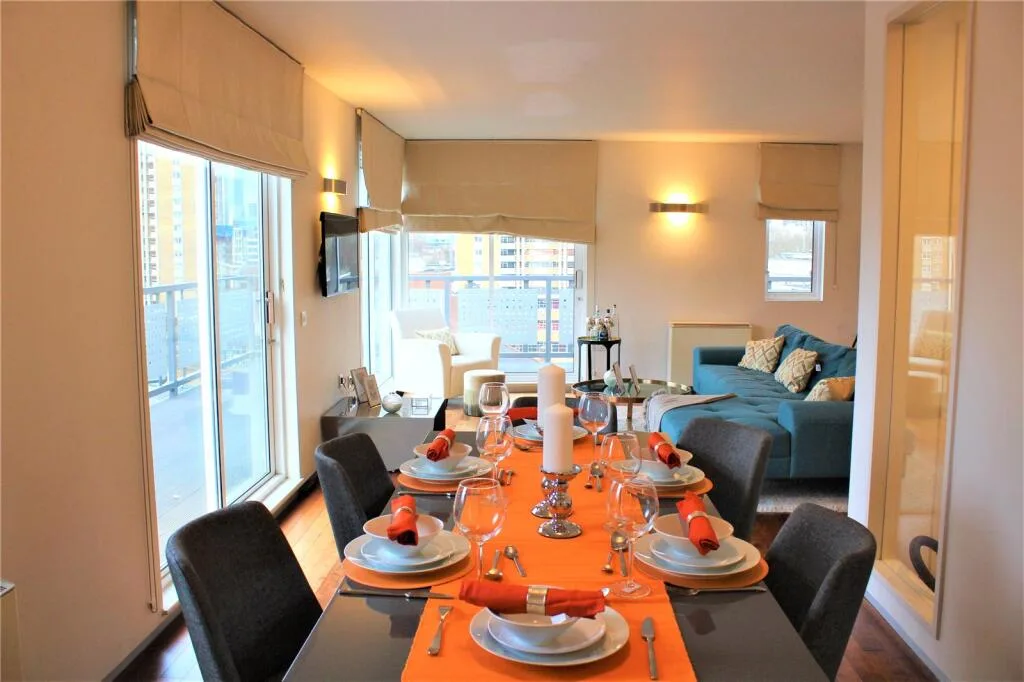2 bedroom penthouse for rent
