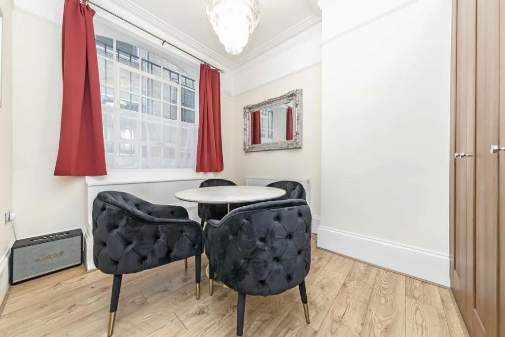 4 bedroom flat for rent