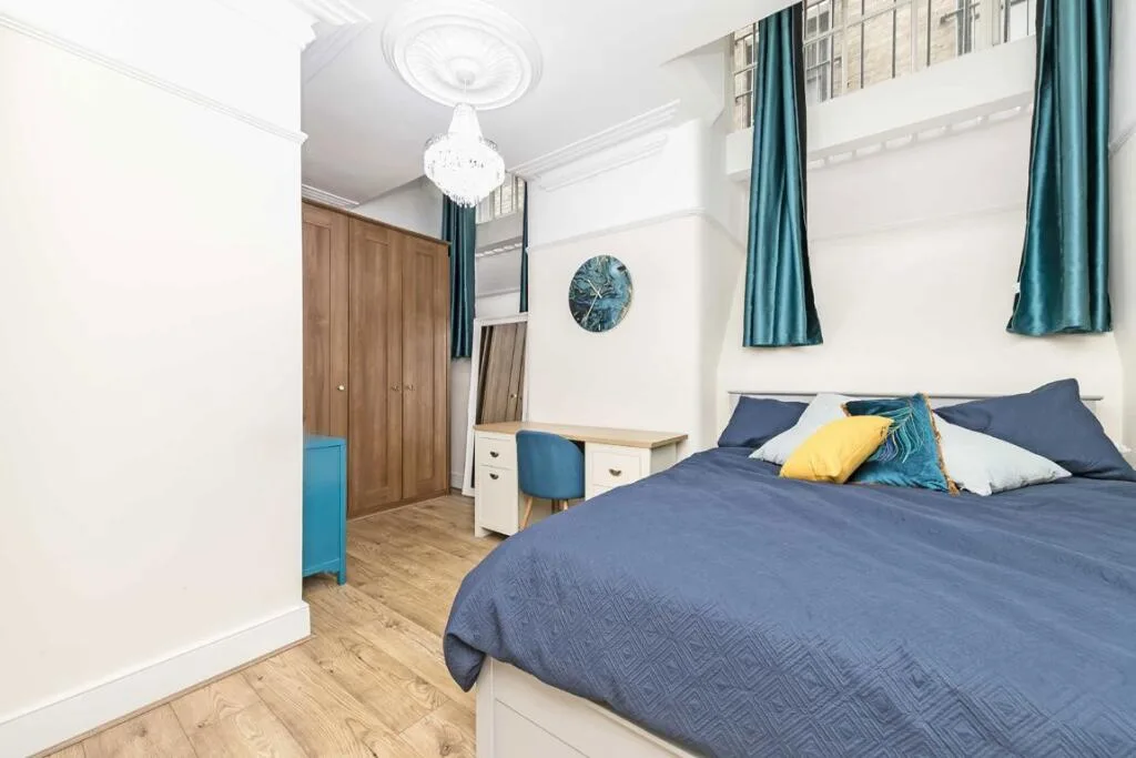 4 bedroom flat for rent