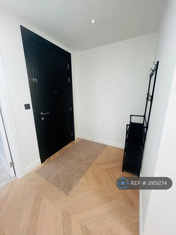 2 bedroom penthouse for rent