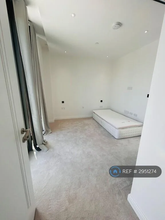 2 bedroom penthouse for rent