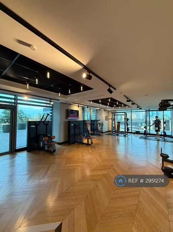 2 bedroom penthouse for rent