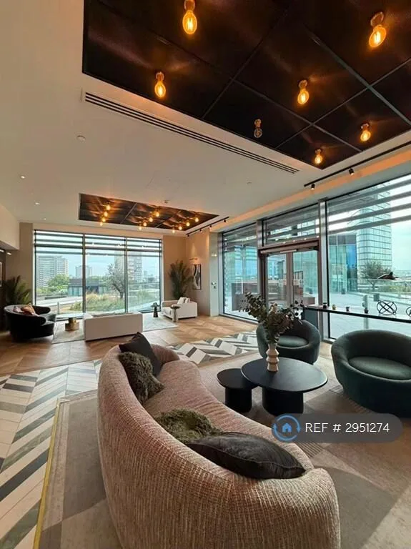 2 bedroom penthouse for rent