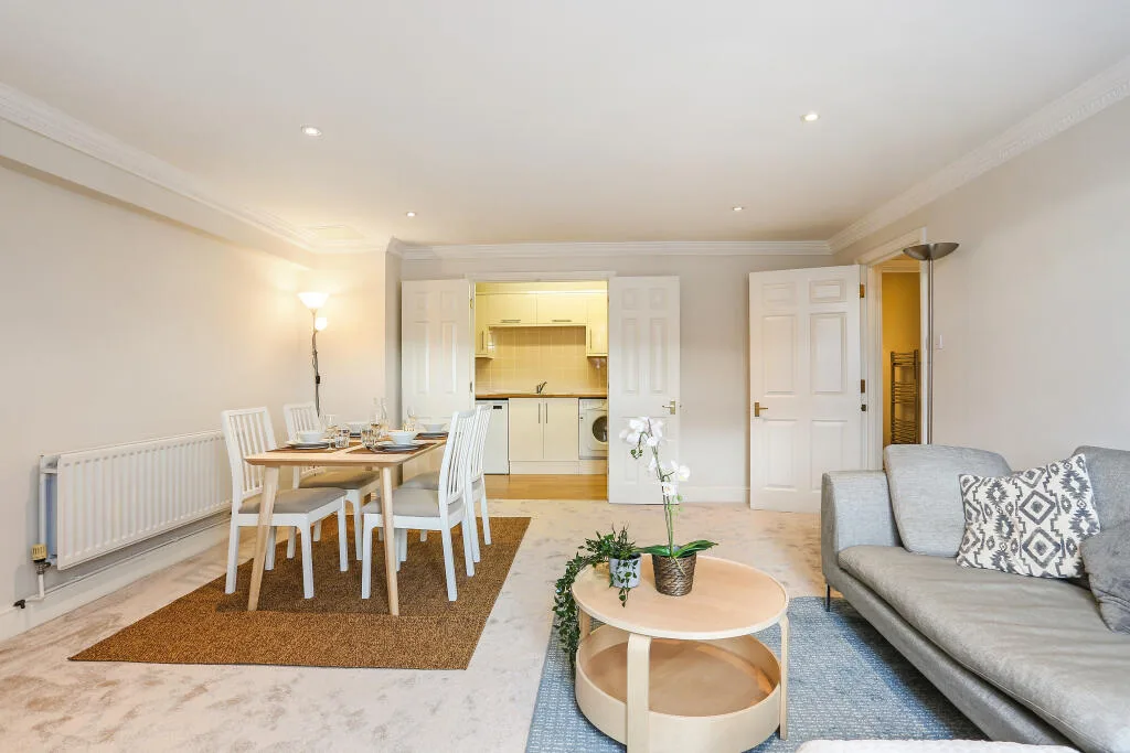2 bedroom flat for rent