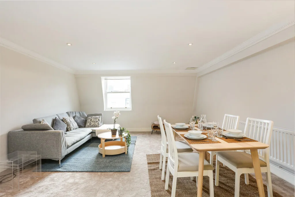 2 bedroom flat for rent