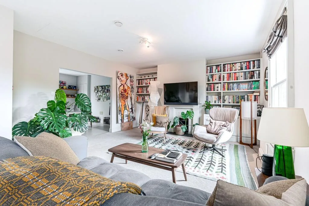 2 bedroom flat for rent