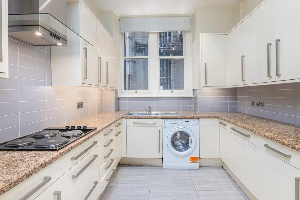 5 bedroom apartment for rent