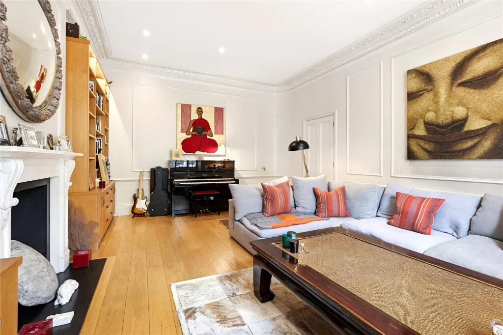 5 bedroom terraced house for rent