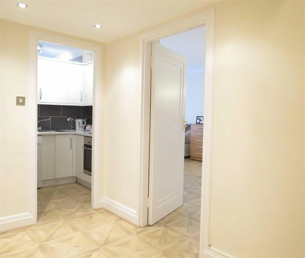 Studio flat for rent