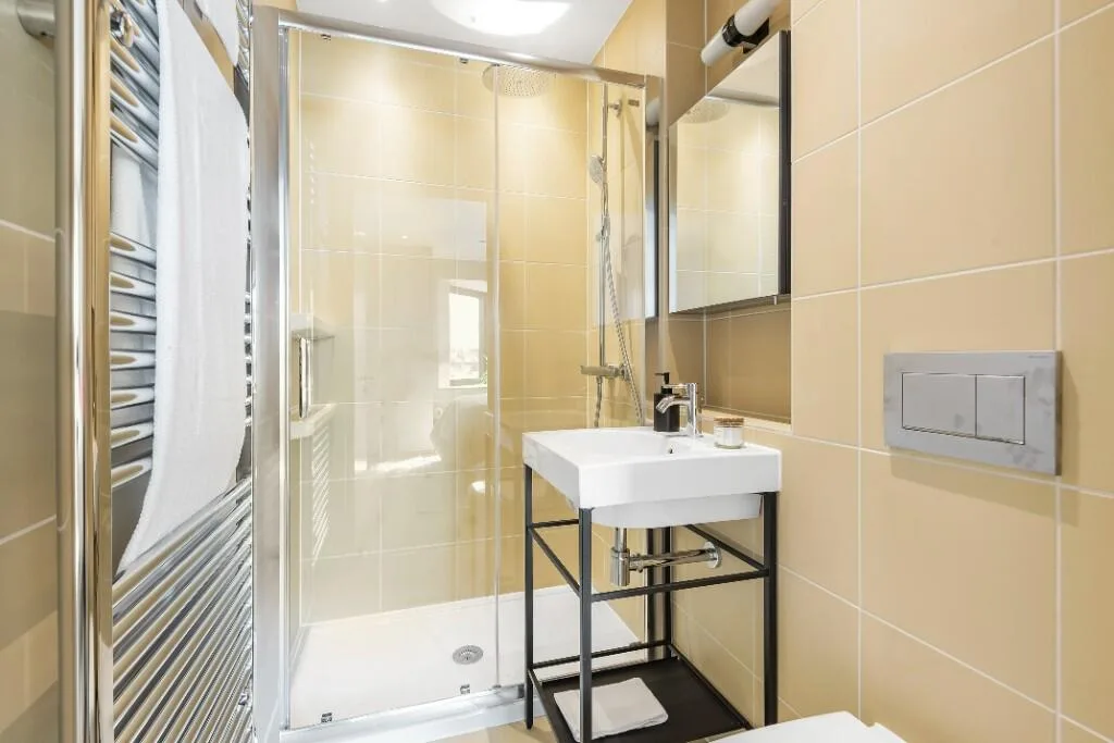 3 bedroom flat for rent