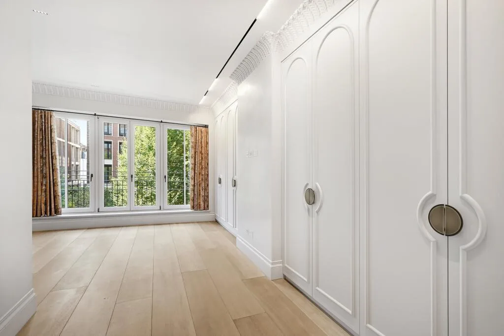 4 bedroom flat for rent