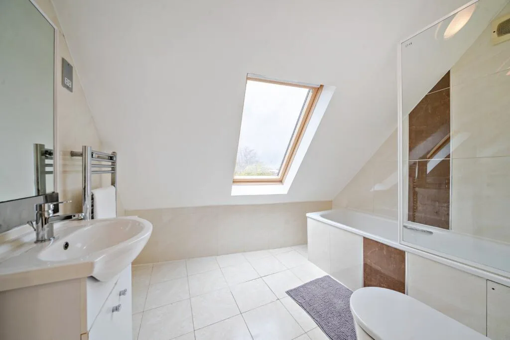 3 bedroom flat for rent