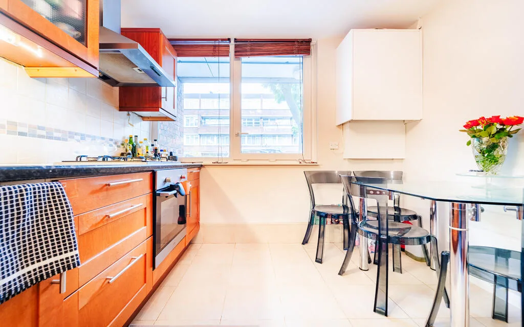 3 bedroom maisonette for rent
