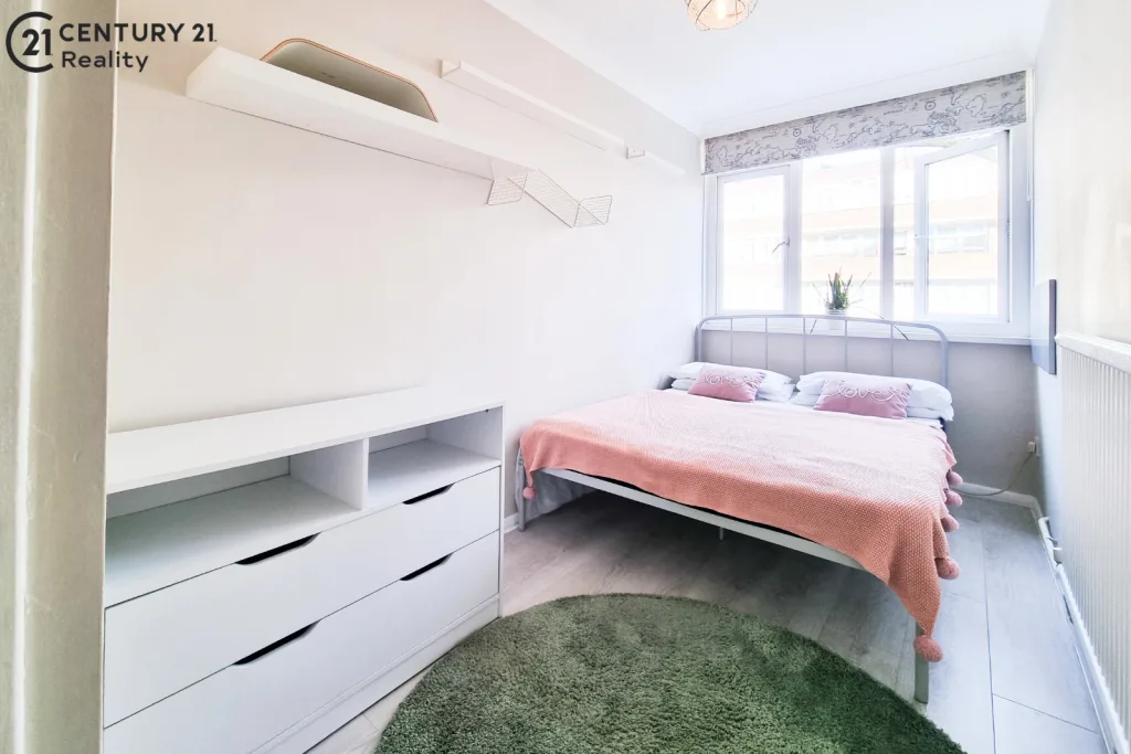 3 bedroom maisonette for rent