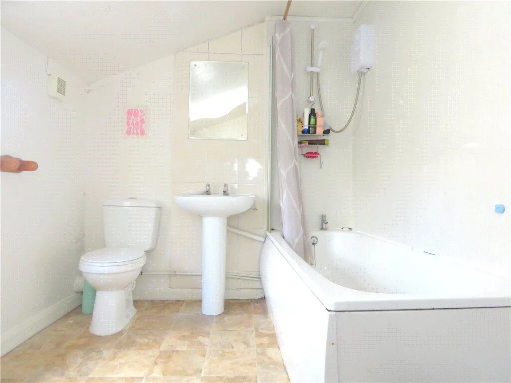 4 bedroom apartment for rent