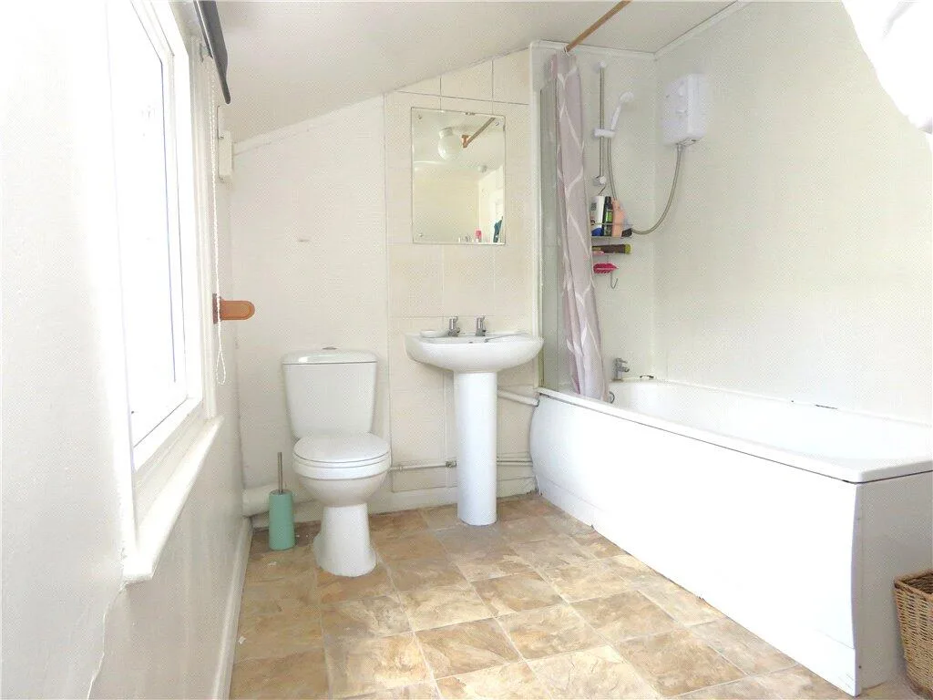 4 bedroom apartment for rent