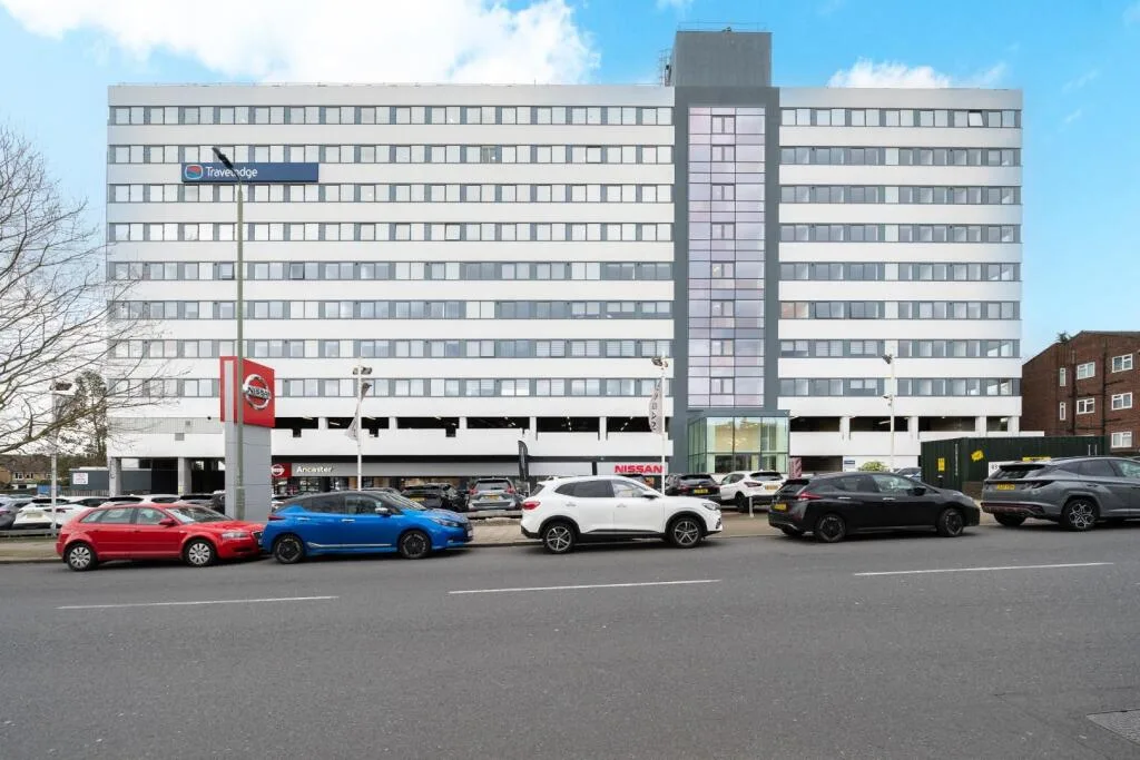 2 bedroom flat for rent