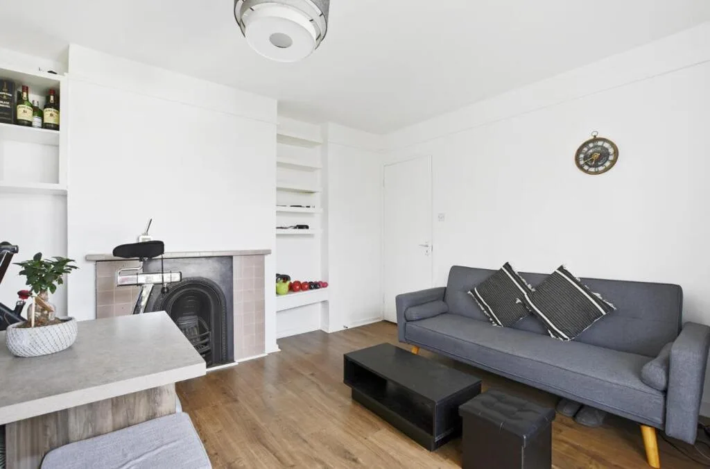 2 bedroom apartment for rent