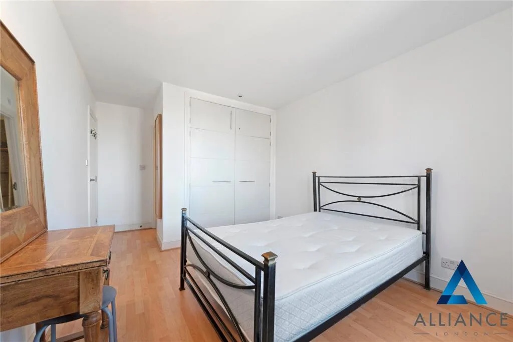 2 bedroom penthouse for rent