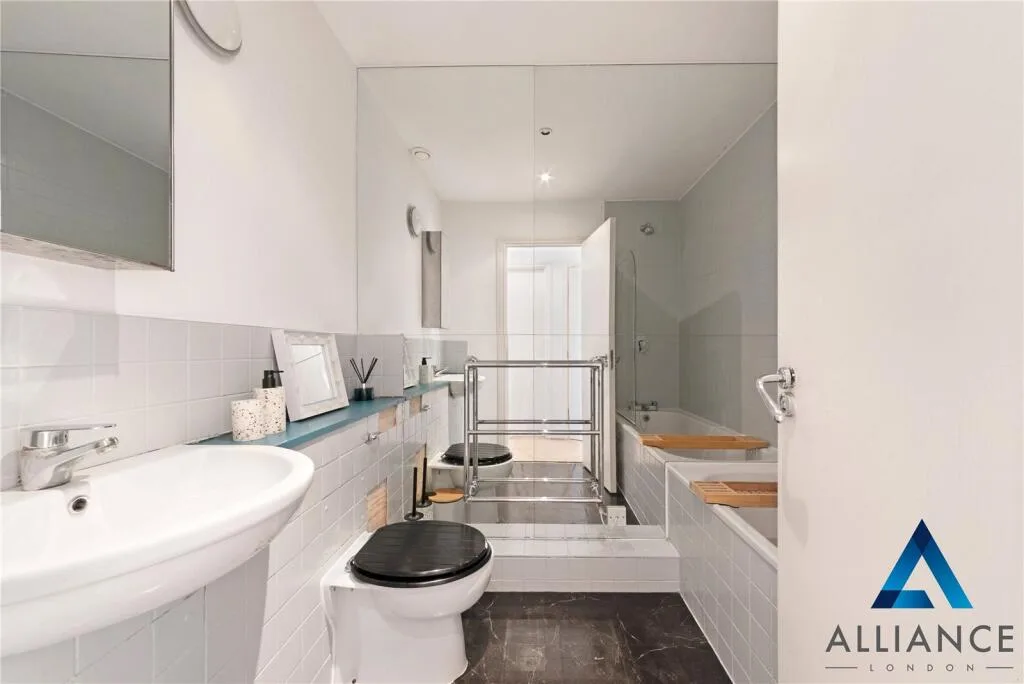 2 bedroom penthouse for rent