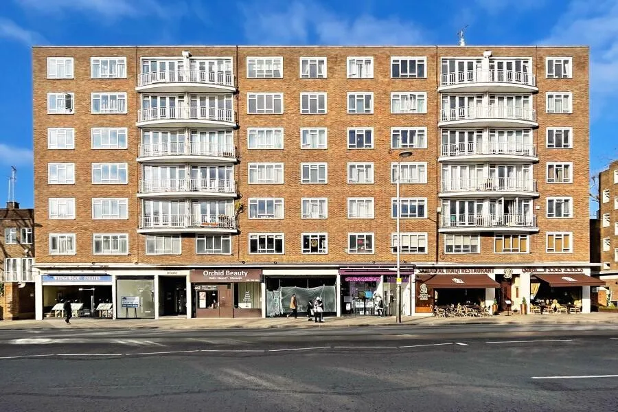 3 bedroom flat for rent