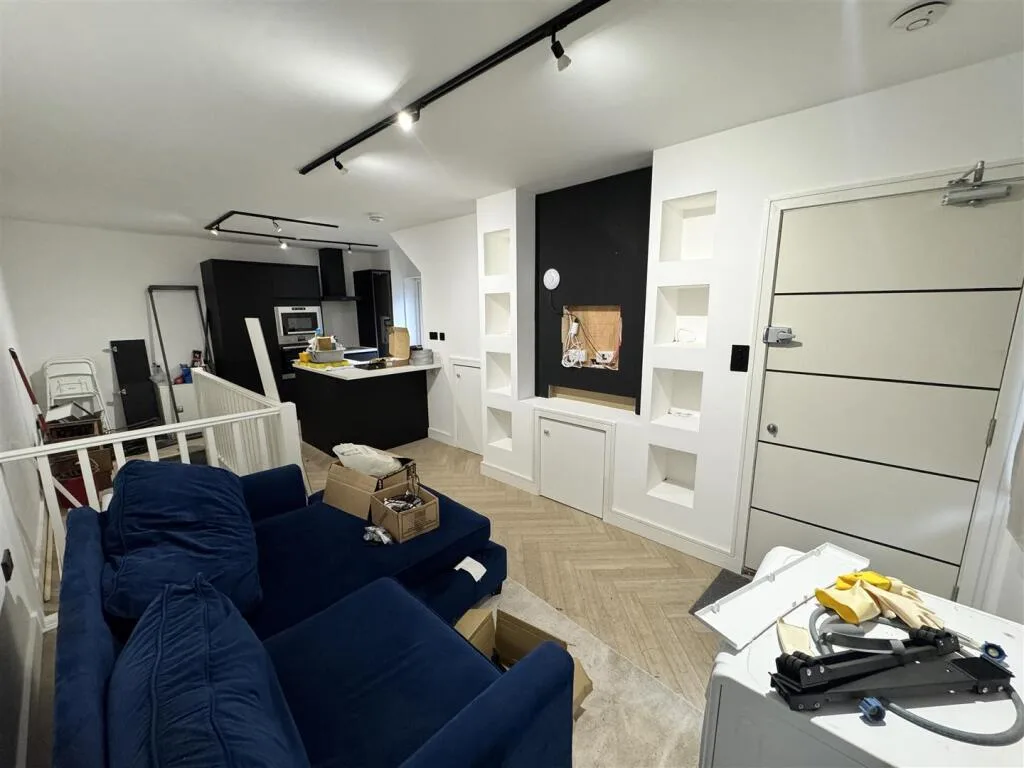1 bedroom house for rent