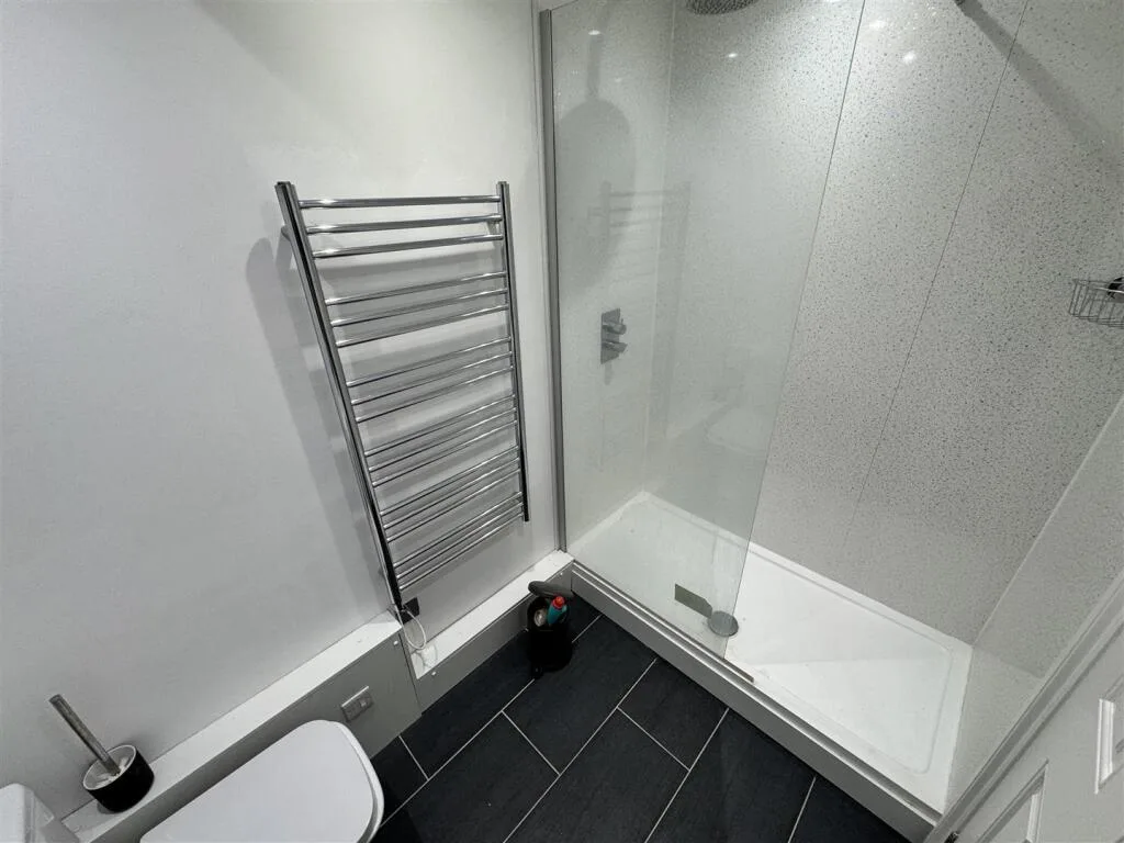 1 bedroom house for rent