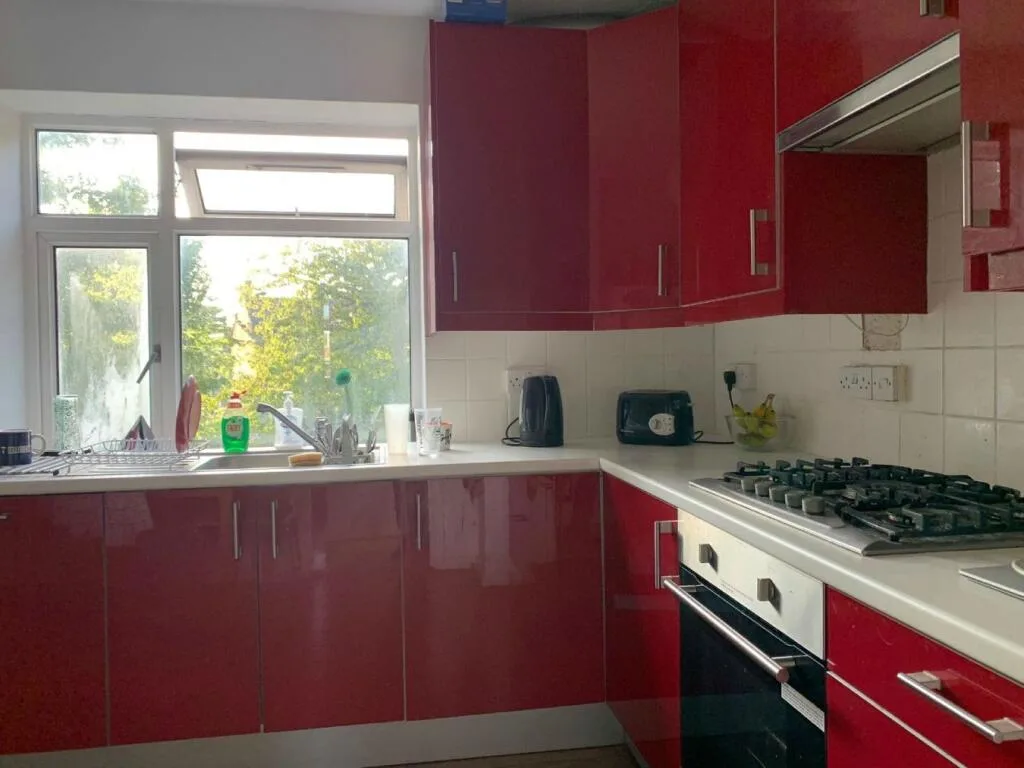 3 bedroom flat for rent